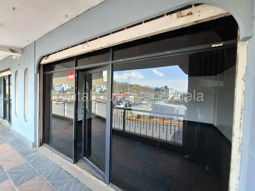 Local Comercial en Alquiler en Montemayor, Carabobo - 2