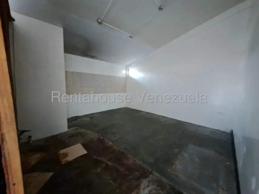 Local Comercial en Alquiler en Montemayor, Carabobo - 8