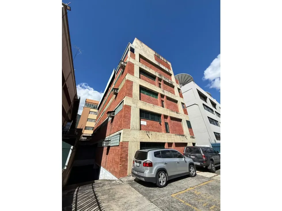 Se vende/alquila Galpon 220m² La Urbina