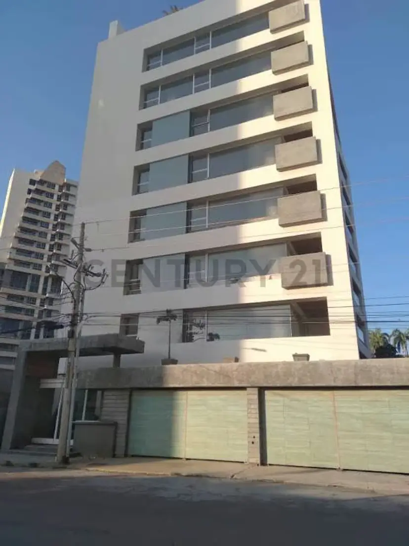 Se Vende Apartamento nuevo en Torre Andromeda. El Milagro.Maracaibo
