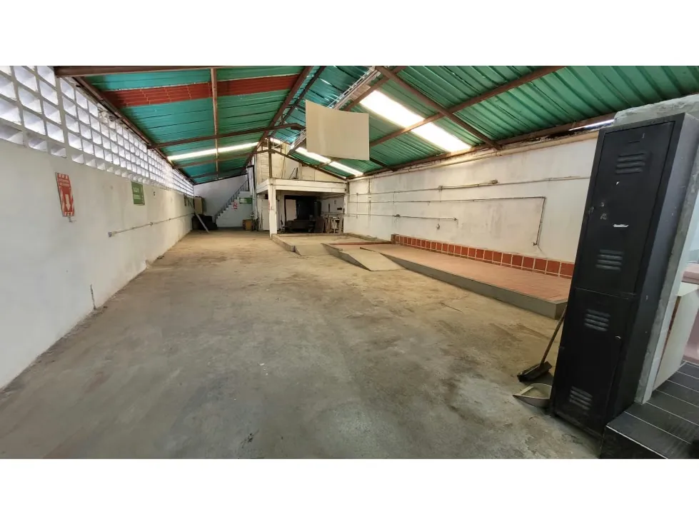 Se vende Galpon 1500m² Chapellin