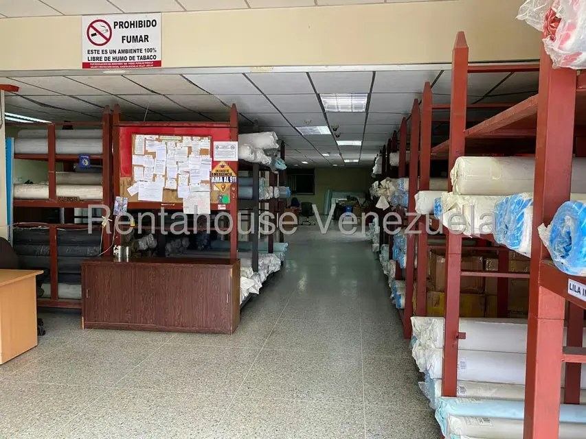 Industrial en Venta en Catia, Distrito Metropolitano - 2