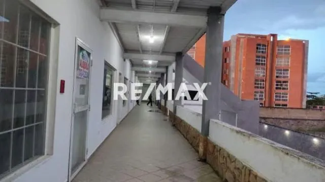 Local en Alquiler en Centro Comercial Juanico Este, Sector Juanico, Maturín, Estado Monagas - 2