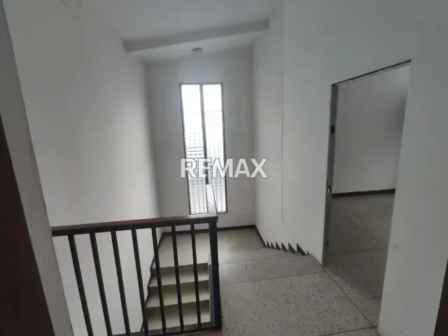 Tu Próximo Hogar: Alquiler de Casa Independiente. Segura y Tradicional - 4