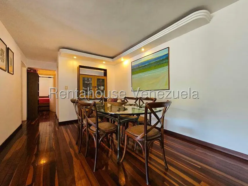 Apartamento (1 Nivel) en Venta en El Cigarral, Distrito Metropolitano - 4