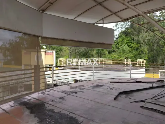 Local Comercial en VENTA en el C.C. Vasconia - 11
