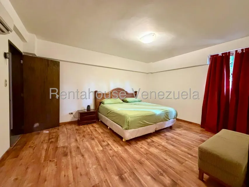 Apartamento (1 Nivel) en Alquiler en Prados del Este, Distrito Metropolitano - 15