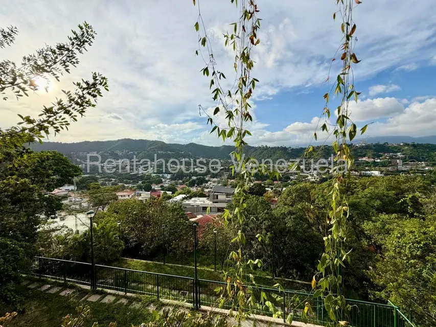 Apartamento (1 Nivel) en Alquiler en Prados del Este, Distrito Metropolitano - 19