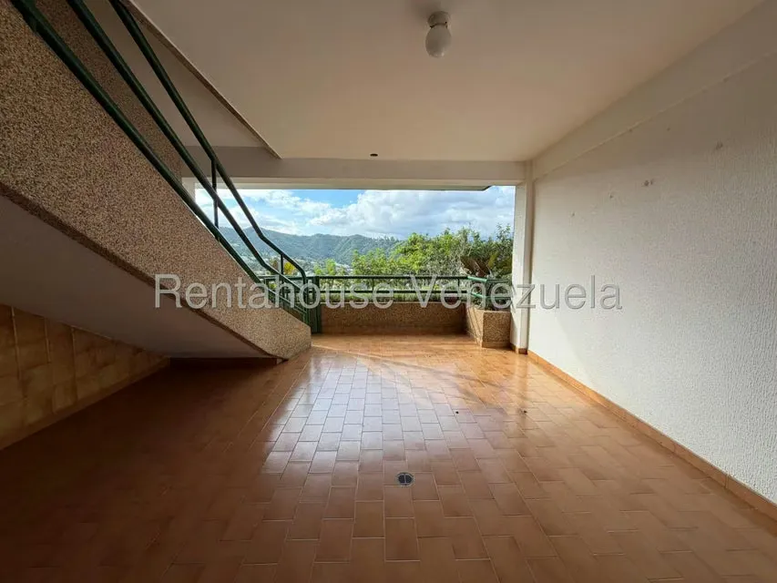 Apartamento (1 Nivel) en Alquiler en Prados del Este, Distrito Metropolitano - 20