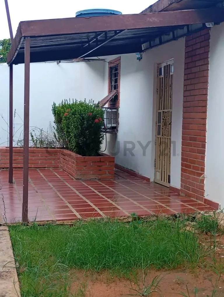 Century 21 La Coromoto Realty vende casa en vereda Urb. San Francisco