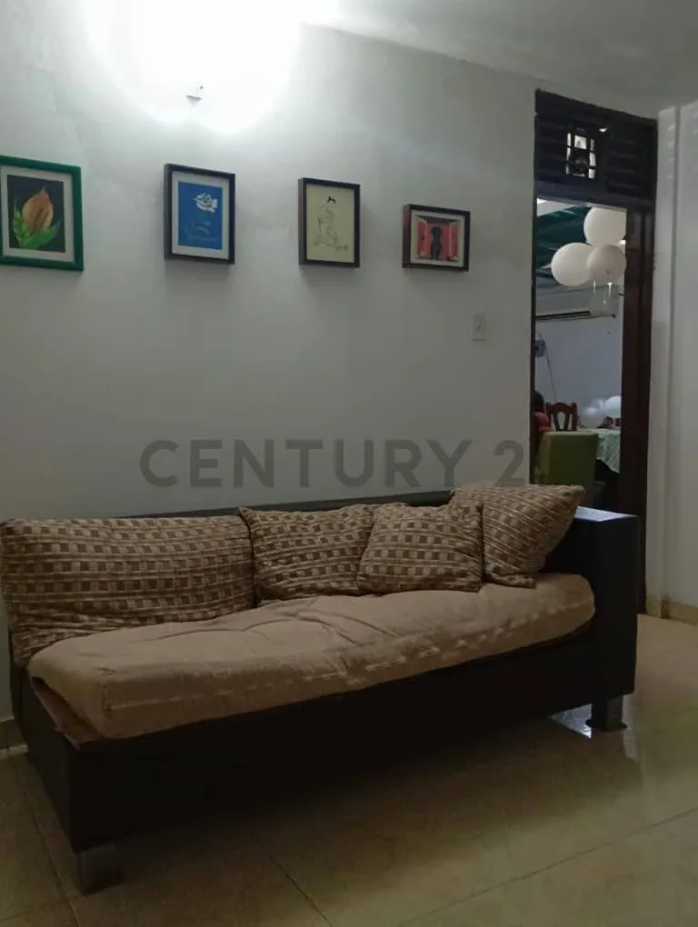Century 21 La Coromoto Realty vende casa en vereda Urb. San Francisco - 2