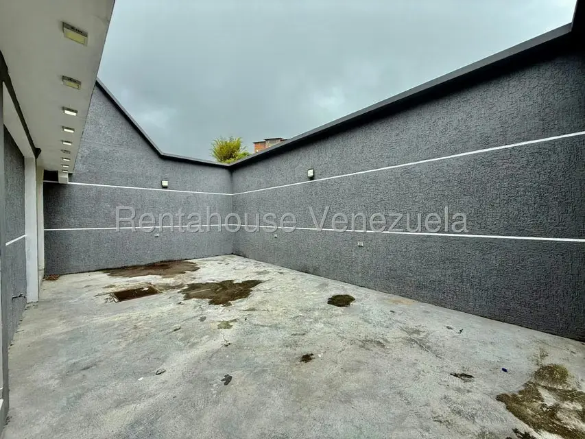 Casa (Duplex) en Venta en Oripoto, Distrito Metropolitano - 19