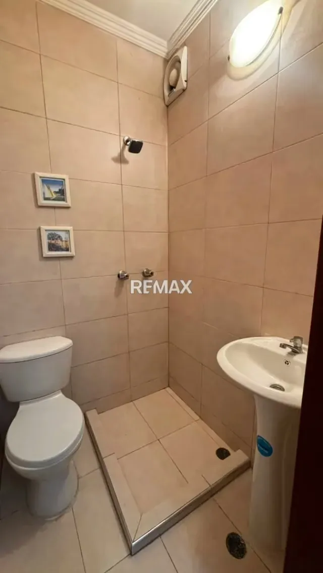 VENTA APARTAMENTO EN EDIF RES. LUGANO SUITES - 2