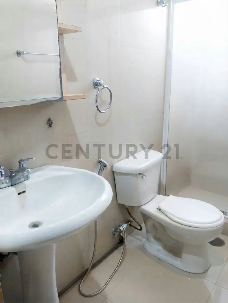 Se alquila Apartamento Amoblado, Residencias Mirasol, Av.13 entre calles 80 y 82 - 17