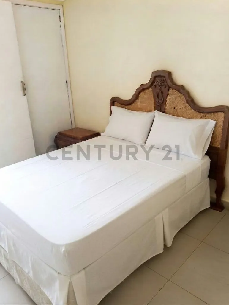 Se alquila Apartamento Amoblado, Residencias Mirasol, Av.13 entre calles 80 y 82 - 18