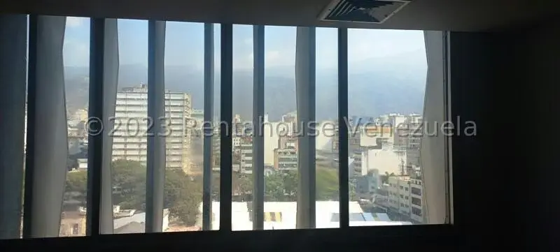 Oficina en Venta en Parroquia Catedral, Distrito Metropolitano - 14
