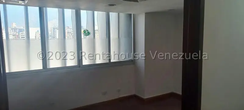 Oficina en Venta en Parroquia Catedral, Distrito Metropolitano - 15