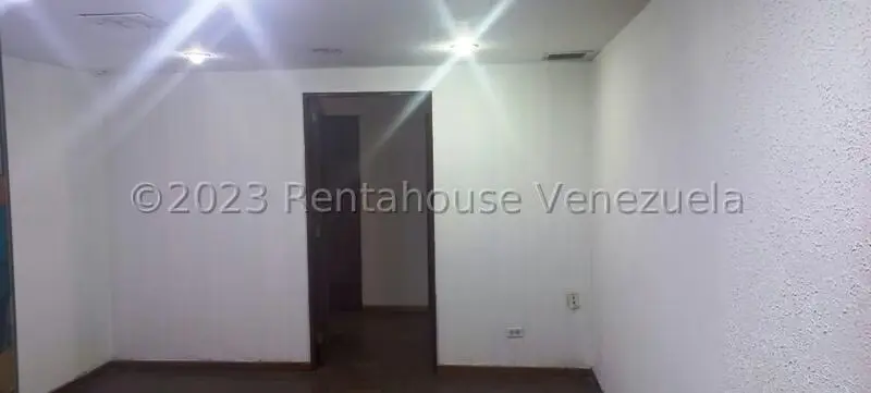 Oficina en Venta en Parroquia Catedral, Distrito Metropolitano - 6