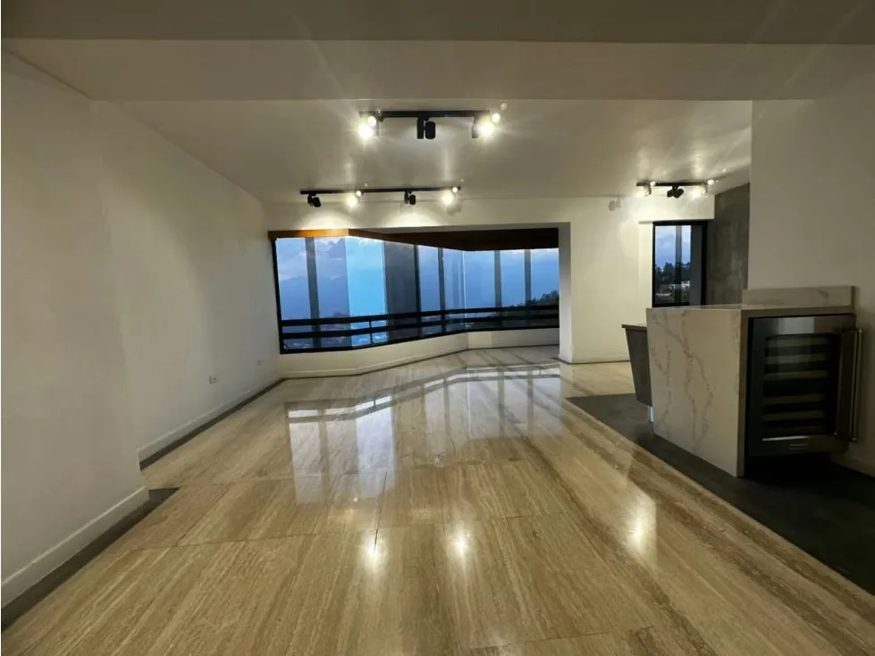 Se alquila apartamento 135m2 Los Naranjos del Cafetal 3991 - 2