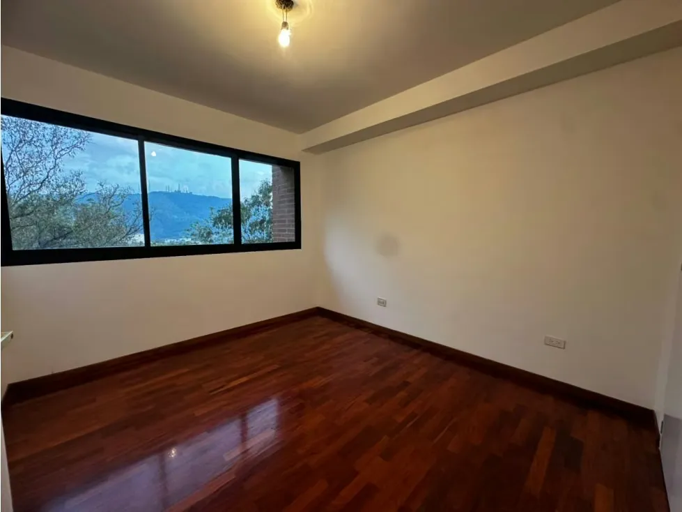 Se alquila apartamento 135m2 Los Naranjos del Cafetal 3991 - 12