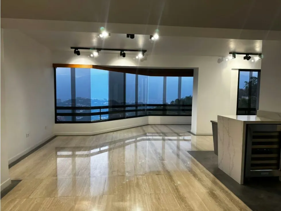 Se alquila apartamento 135m2 Los Naranjos del Cafetal 3991 - 3