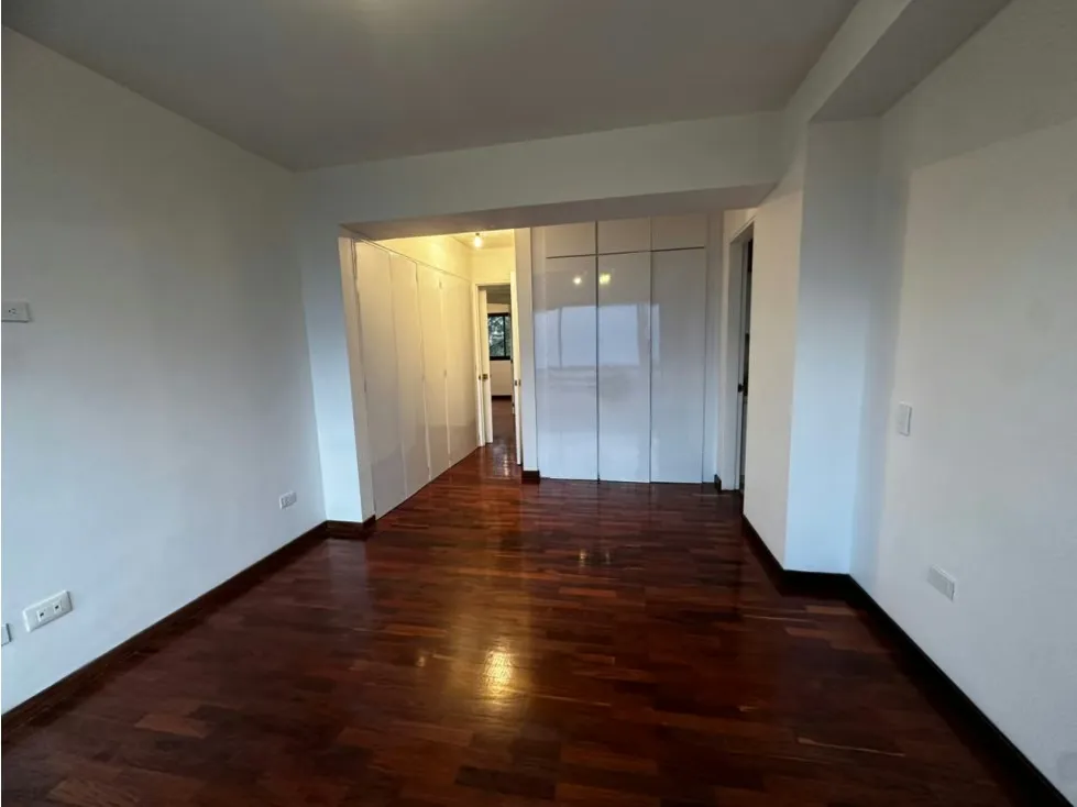 Se alquila apartamento 135m2 Los Naranjos del Cafetal 3991 - 10