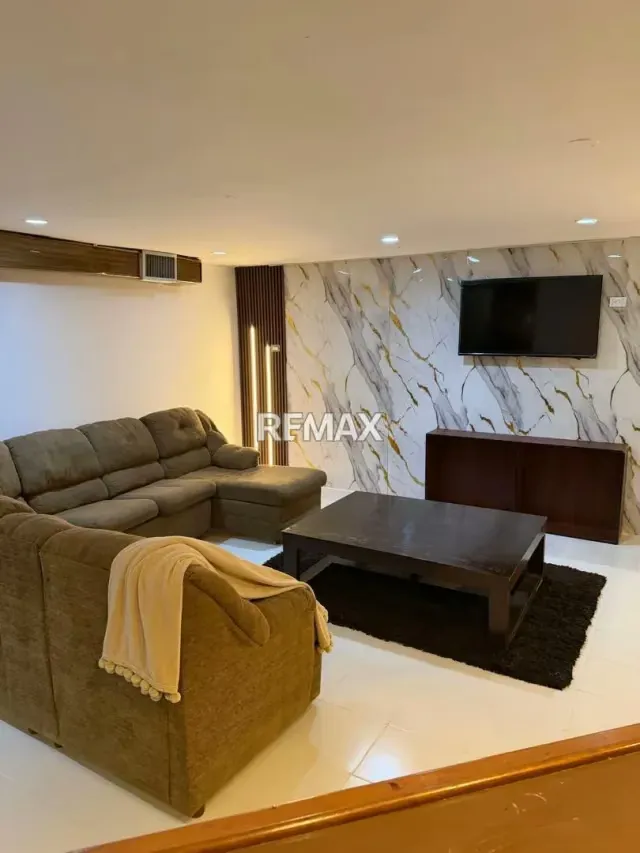 Casa en Venta Urb. La California - 4