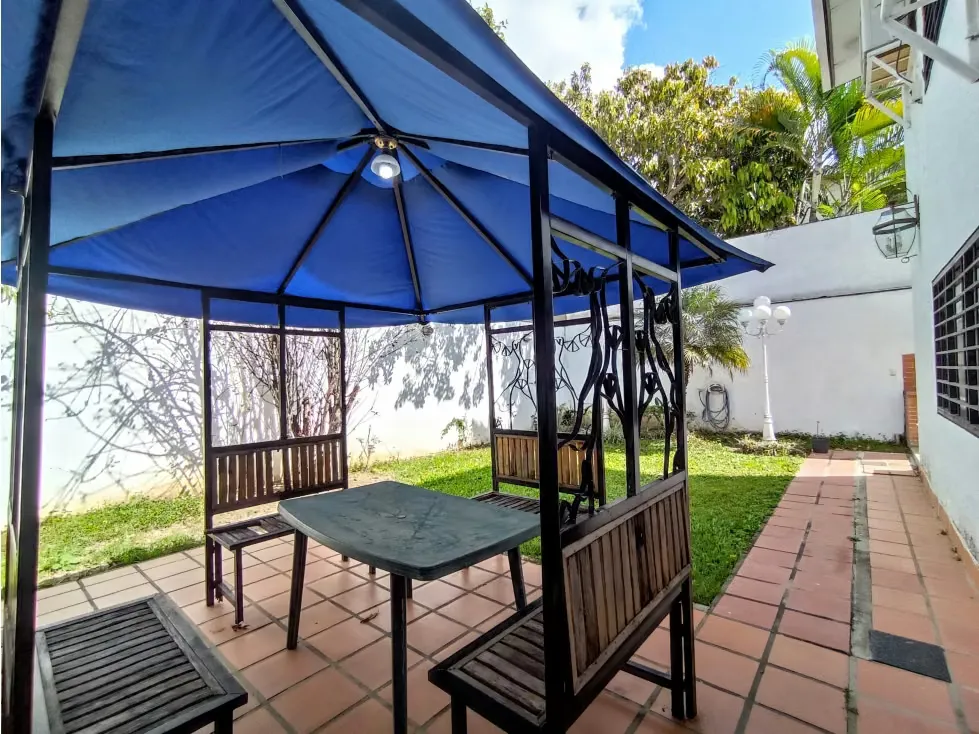 Casa en Venta La Trinidad. Urb. Sorocaima 8H/8B/3PE 463C 504T - 35