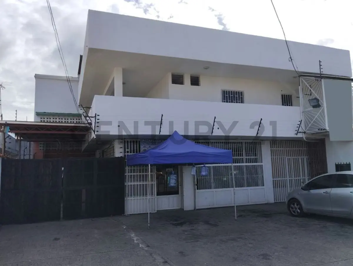 Venta de Edificio Comercial en la isla de Margarita : 1.268 m² de Construcción