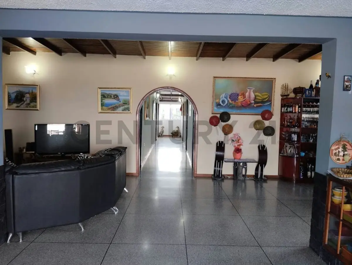 Venta de Edificio Comercial en la isla de Margarita : 1.268 m² de Construcción - 5