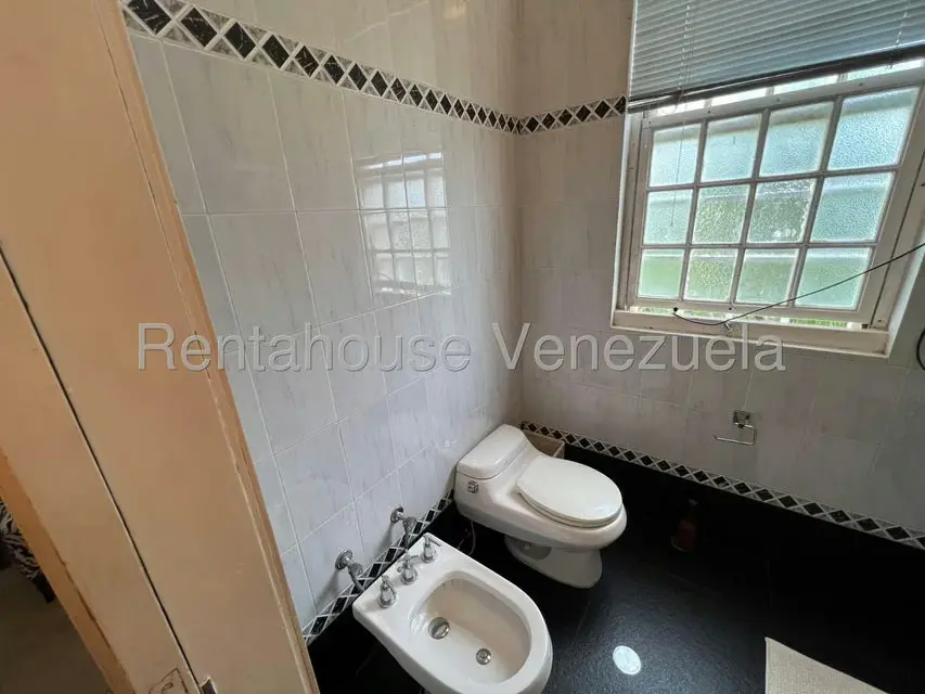 Casa (Contemporaneo) en Venta en La Lagunita Country Club, Distrito Metropolitano - 16