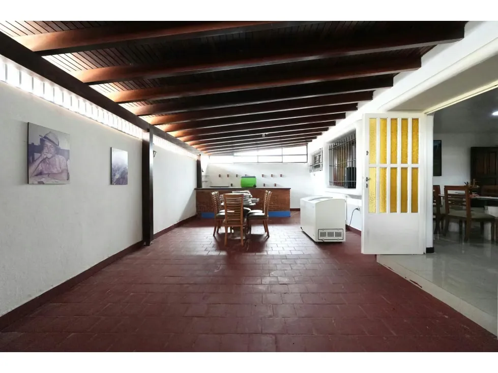 Negociable Casa en Los Naranjos con Hermosa Vista y Piscina 5h-6b-5e - 13