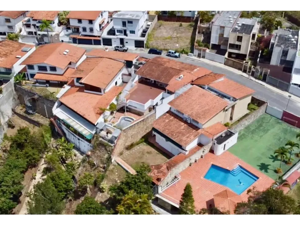 Negociable Casa en Los Naranjos con Hermosa Vista y Piscina 5h-6b-5e - 20