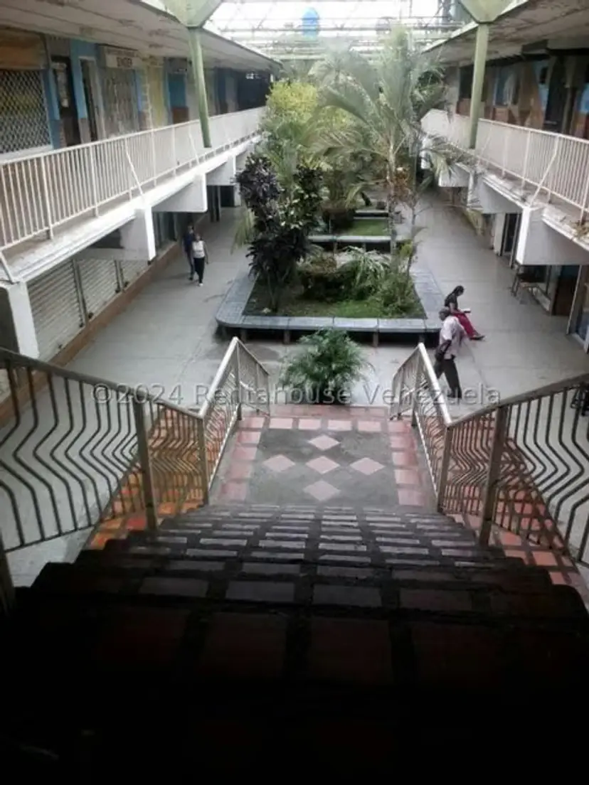 Comercial (Local Comercial) en Alquiler en Guarenas, Miranda