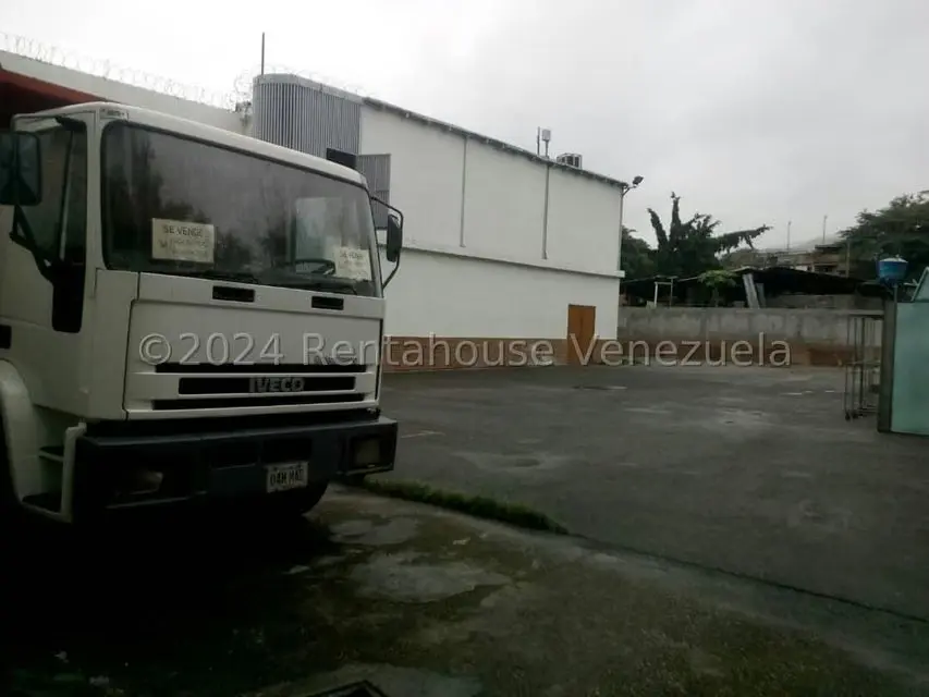 Local Comercial en Alquiler en Guarenas, Miranda - 32