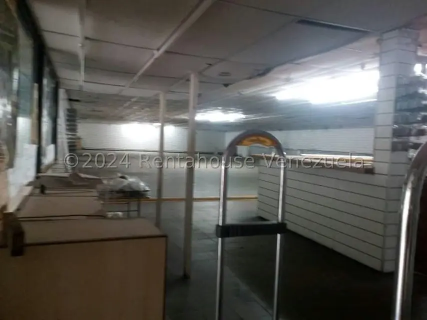 Local Comercial en Alquiler en Guarenas, Miranda - 34
