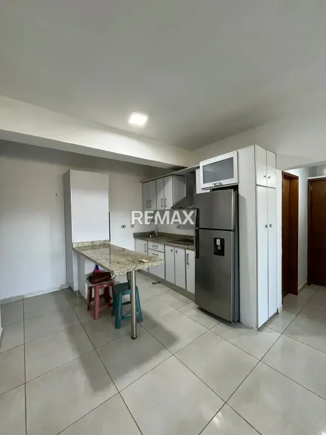APARTAMENTO UBICADO EN LA CALLE URDANETA.