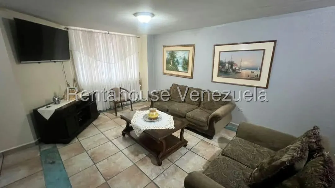 Townhouse (1 Nivel) en Alquiler en Juanico, Monagas - 2