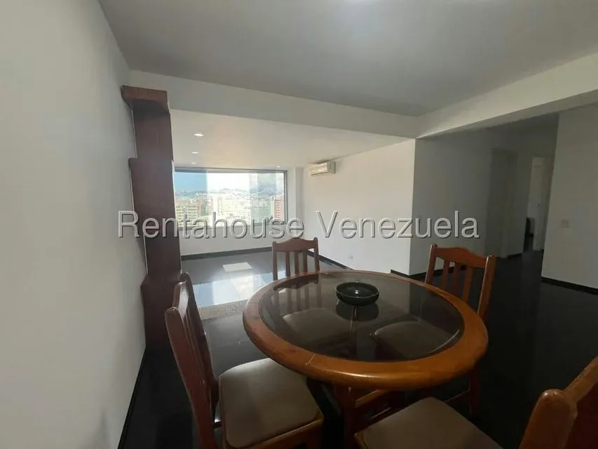 Apartamento (1 Nivel) en Venta en Los Dos Caminos, Distrito Metropolitano - 16
