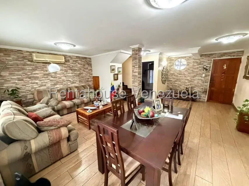 Casa (Duplex) en Venta en Plaza Antigua, Portuguesa - 8