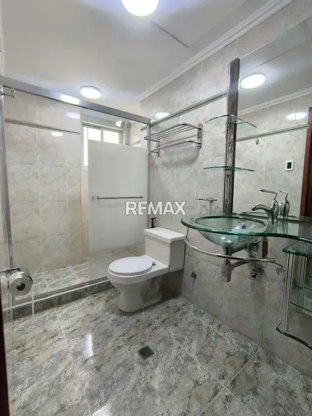 En venta amplio y hermoso apartamento en Resd Marfil suite en la Urb el Parral - 13