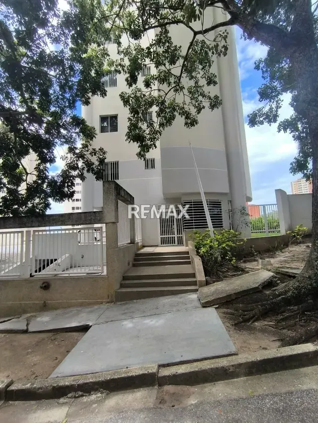 En venta amplio y hermoso apartamento en Resd Marfil suite en la Urb el Parral - 20