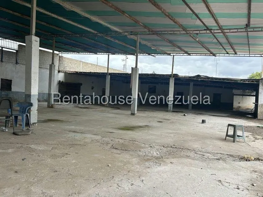 Local Comercial en Venta en Parroquia Juan de Villegas, Lara - 3