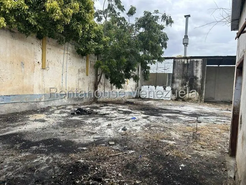 Local Comercial en Venta en Parroquia Juan de Villegas, Lara - 31