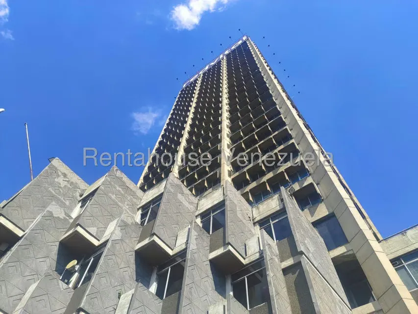Oficina en Alquiler en Plaza Venezuela, Distrito Metropolitano