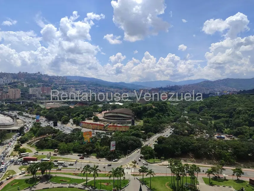 Oficina en Alquiler en Plaza Venezuela, Distrito Metropolitano - 4