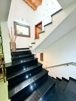 View 10
