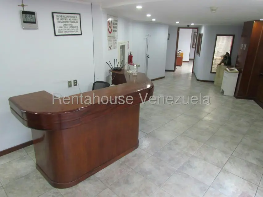 Local Comercial en Venta en Los Dos Caminos, Distrito Metropolitano - 2