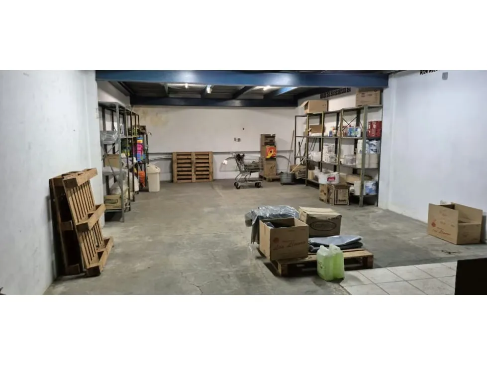 Se vende local comercial 423m2 San Agustín del Norte 6813 - 7