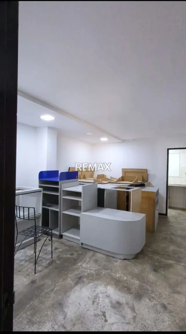 Venta de local en San Blas - 10